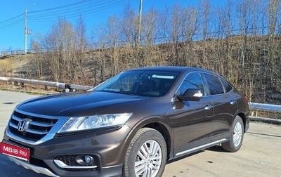 Honda Crosstour I рестайлинг, 2013 год, 1 800 000 рублей, 1 фотография