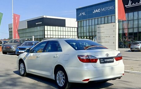 Toyota Camry, 2017 год, 2 000 000 рублей, 8 фотография