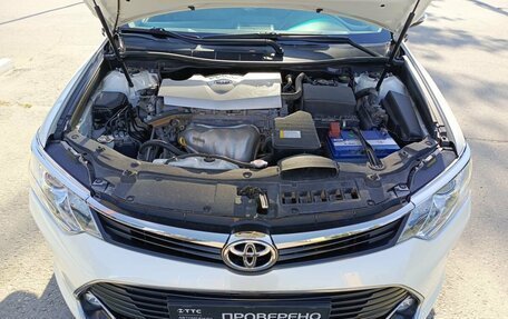 Toyota Camry, 2017 год, 2 000 000 рублей, 11 фотография