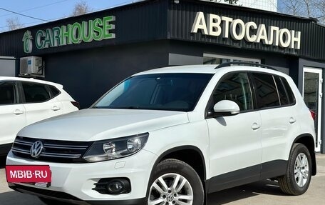 Volkswagen Tiguan I, 2016 год, 1 990 000 рублей, 2 фотография