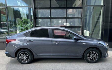 Hyundai Solaris II рестайлинг, 2021 год, 1 595 000 рублей, 2 фотография