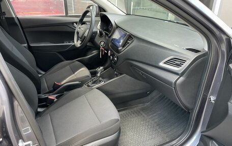 Hyundai Solaris II рестайлинг, 2021 год, 1 595 000 рублей, 10 фотография