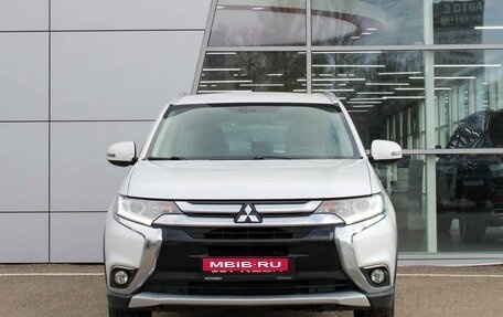 Mitsubishi Outlander III рестайлинг 3, 2015 год, 1 420 000 рублей, 3 фотография