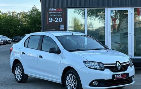 Renault Logan II, 2015 год, 699 000 рублей, 3 фотография