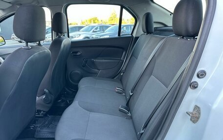 Renault Logan II, 2015 год, 699 000 рублей, 19 фотография