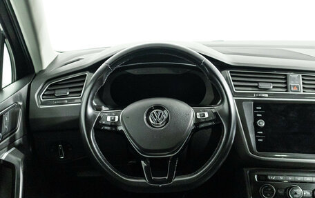 Volkswagen Tiguan II, 2018 год, 2 779 898 рублей, 23 фотография