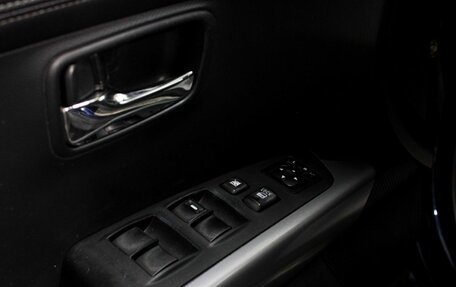 Mitsubishi Outlander III рестайлинг 3, 2011 год, 1 025 000 рублей, 10 фотография