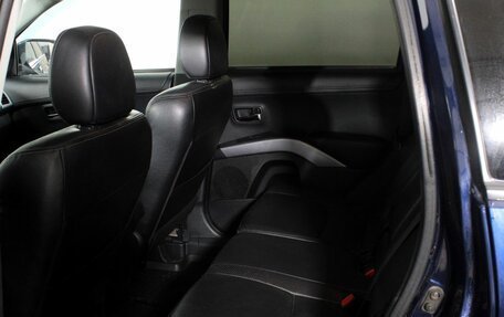 Mitsubishi Outlander III рестайлинг 3, 2011 год, 1 025 000 рублей, 18 фотография