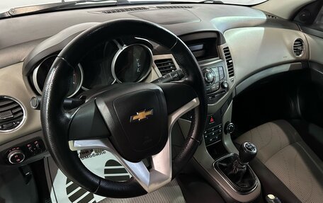 Chevrolet Cruze II, 2011 год, 559 000 рублей, 5 фотография