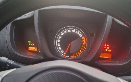 Toyota Urban Cruiser, 2009 год, 940 000 рублей, 13 фотография