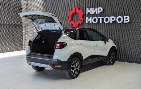Renault Kaptur I рестайлинг, 2018 год, 1 365 000 рублей, 8 фотография