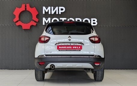 Renault Kaptur I рестайлинг, 2018 год, 1 365 000 рублей, 5 фотография