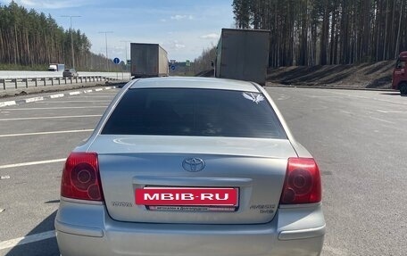 Toyota Avensis III рестайлинг, 2006 год, 660 000 рублей, 4 фотография