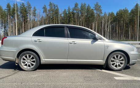 Toyota Avensis III рестайлинг, 2006 год, 660 000 рублей, 6 фотография
