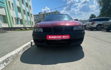 SEAT Leon II, 2001 год, 375 000 рублей, 2 фотография