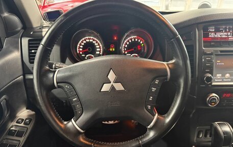 Mitsubishi Pajero IV, 2012 год, 2 490 000 рублей, 15 фотография