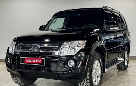 Mitsubishi Pajero IV, 2012 год, 2 490 000 рублей, 2 фотография