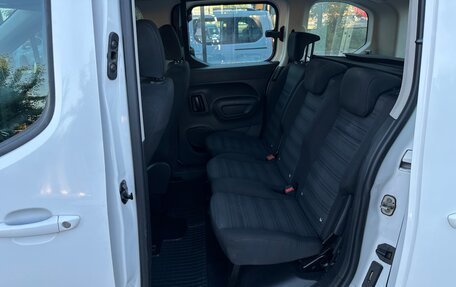 Opel Combo E, 2019 год, 1 499 000 рублей, 27 фотография