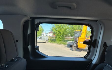 Opel Combo E, 2019 год, 1 499 000 рублей, 29 фотография