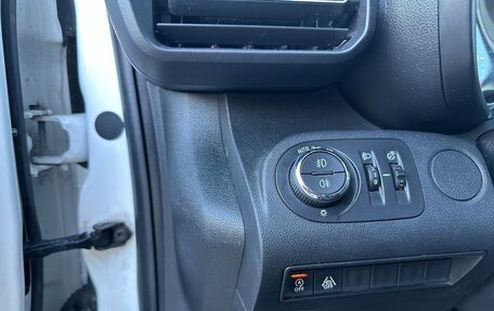 Opel Combo E, 2019 год, 1 499 000 рублей, 23 фотография