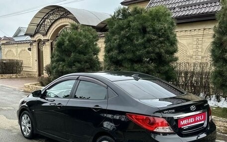 Hyundai Solaris II рестайлинг, 2011 год, 835 000 рублей, 6 фотография