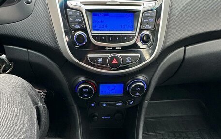 Hyundai Solaris II рестайлинг, 2011 год, 835 000 рублей, 16 фотография
