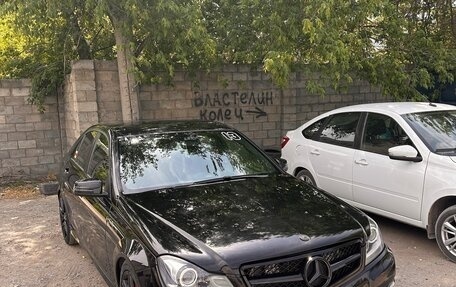 Mercedes-Benz C-Класс, 2013 год, 1 800 000 рублей, 2 фотография
