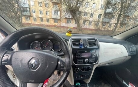 Renault Logan II, 2014 год, 400 000 рублей, 10 фотография