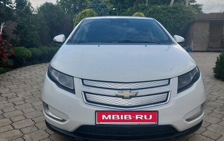 Chevrolet Volt I, 2012 год, 930 000 рублей, 3 фотография