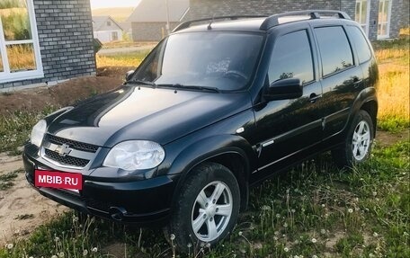 Chevrolet Niva I рестайлинг, 2015 год, 615 000 рублей, 5 фотография