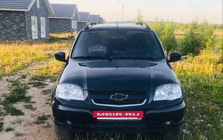 Chevrolet Niva I рестайлинг, 2015 год, 615 000 рублей, 6 фотография