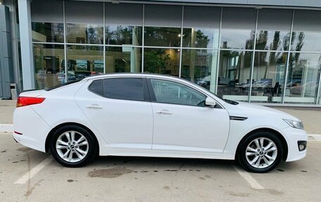 KIA K5 I рестайлинг, 2011 год, 995 000 рублей, 4 фотография