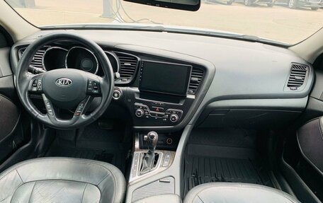 KIA K5 I рестайлинг, 2011 год, 995 000 рублей, 10 фотография