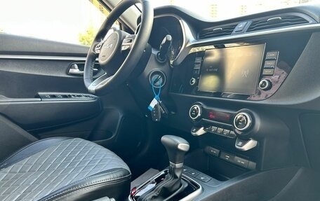 KIA Rio IV, 2021 год, 1 699 000 рублей, 9 фотография