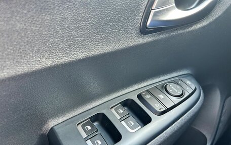 KIA Rio IV, 2021 год, 1 699 000 рублей, 18 фотография