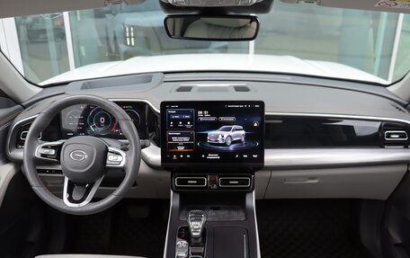 GAC GS8, 2024 год, 3 990 000 рублей, 10 фотография