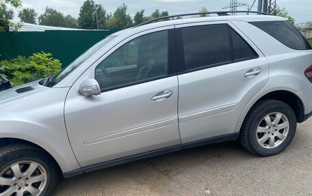 Mercedes-Benz M-Класс, 2005 год, 1 120 000 рублей, 3 фотография