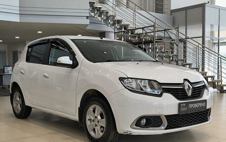 Renault Sandero II рестайлинг, 2014 год, 830 000 рублей, 3 фотография
