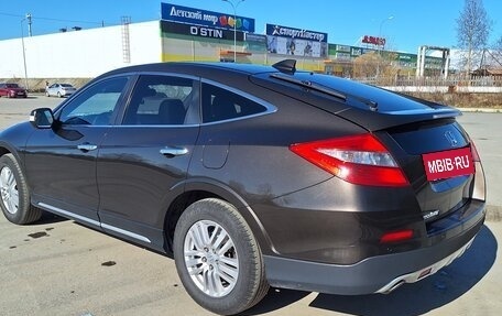 Honda Crosstour I рестайлинг, 2013 год, 1 800 000 рублей, 10 фотография
