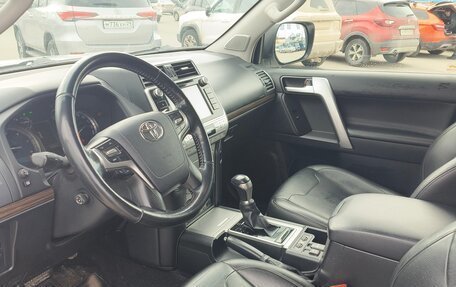 Toyota Land Cruiser Prado 150 рестайлинг 2, 2019 год, 5 208 500 рублей, 3 фотография