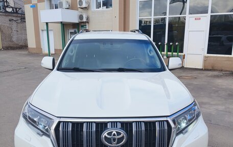 Toyota Land Cruiser Prado 150 рестайлинг 2, 2019 год, 5 208 500 рублей, 2 фотография