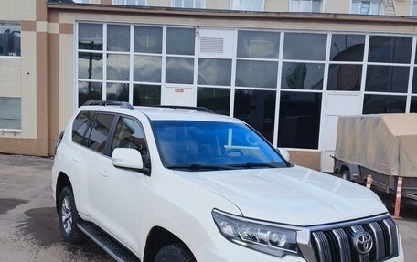 Toyota Land Cruiser Prado 150 рестайлинг 2, 2019 год, 5 208 500 рублей, 9 фотография