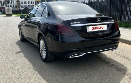 Mercedes-Benz C-Класс, 2016 год, 3 000 000 рублей, 5 фотография