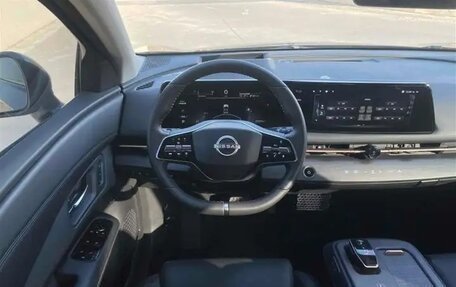 Nissan Ariya, 2023 год, 2 250 000 рублей, 8 фотография