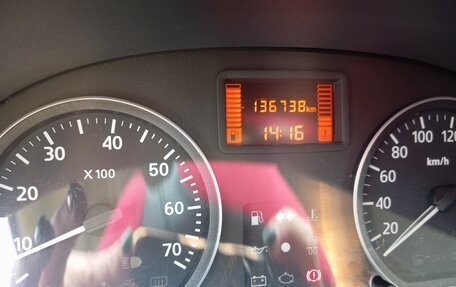 Renault Sandero I, 2012 год, 670 000 рублей, 3 фотография