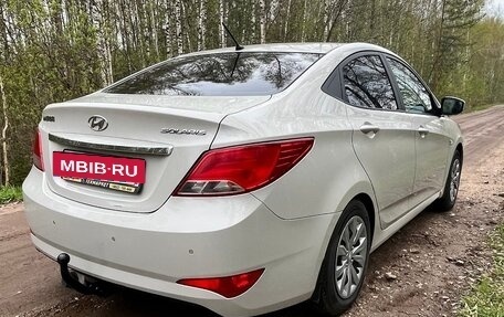 Hyundai Solaris II рестайлинг, 2015 год, 1 050 000 рублей, 6 фотография