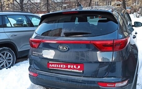 KIA Sportage IV рестайлинг, 2018 год, 2 150 000 рублей, 3 фотография
