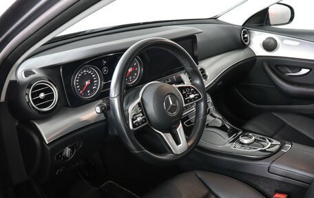 Mercedes-Benz E-Класс, 2020 год, 3 197 000 рублей, 9 фотография