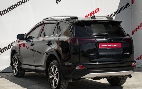 Toyota RAV4, 2016 год, 2 445 000 рублей, 4 фотография