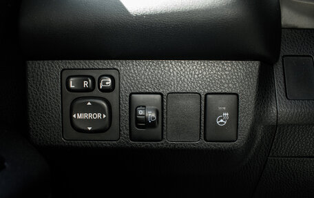 Toyota RAV4, 2016 год, 2 445 000 рублей, 22 фотография